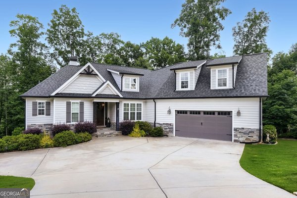 115 Rowboat Drive Fayetteville