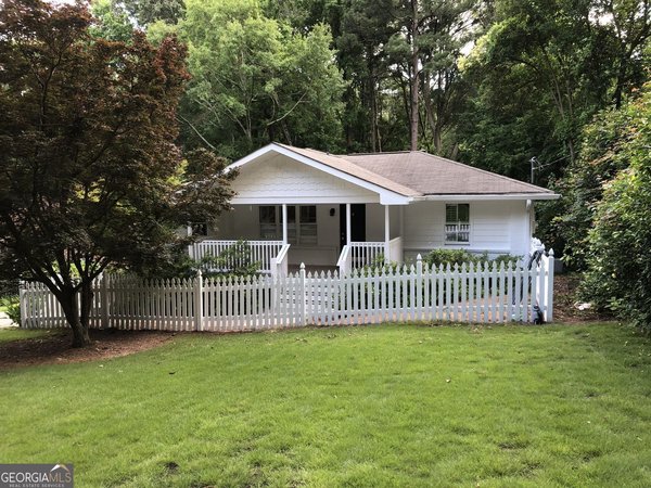 799 Larry Lane, Decatur