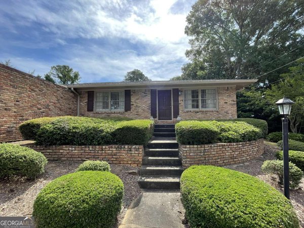 3301 Stonecrest Court, Atlanta