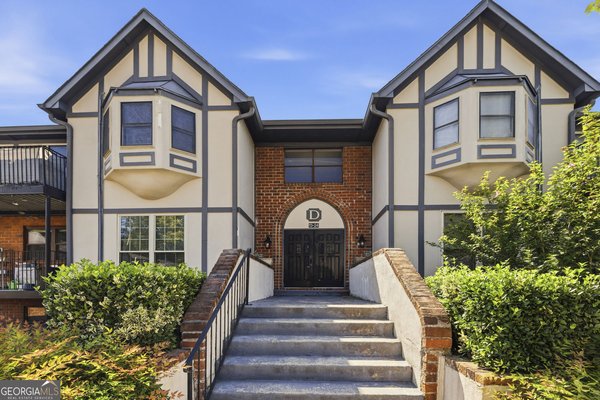 6851 Roswell Road, Sandy Springs