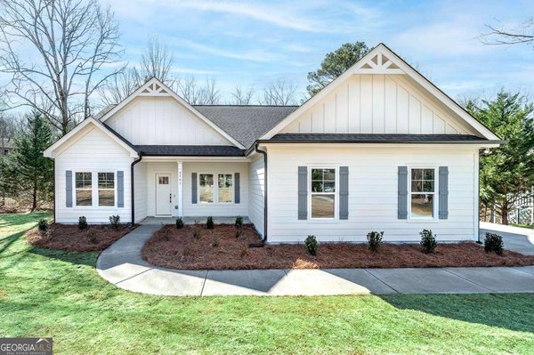 151 Bruce Road, Dawsonville
