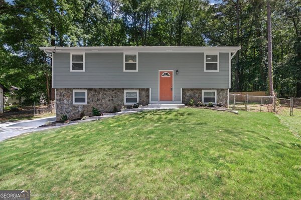 2293 Cherokee Valley Drive Lithonia