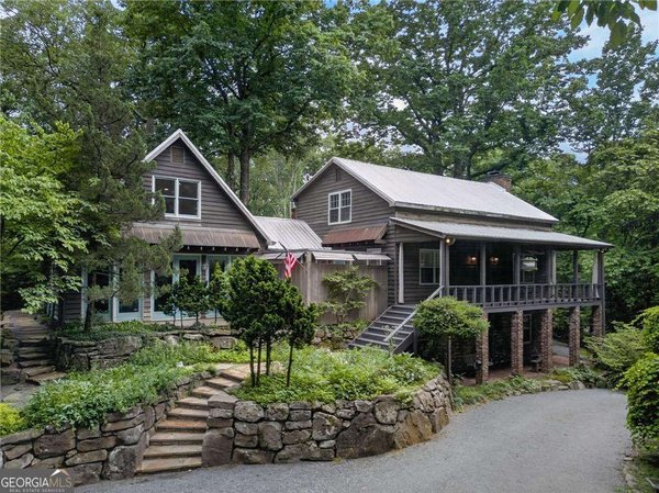 2790 Davis Road, Marietta