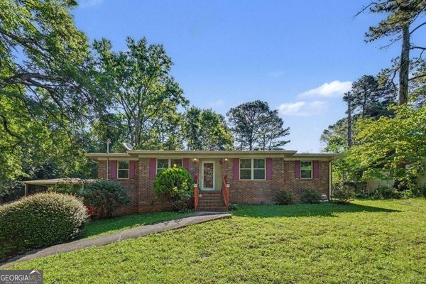 2913 Vogue Drive, Douglasville
