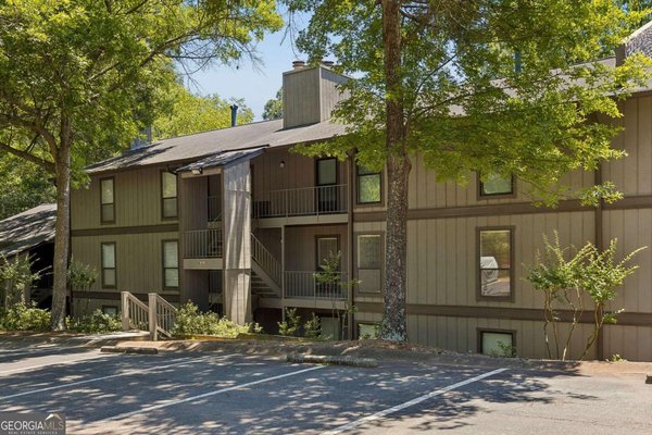 106 Cedar Ct Se, Marietta