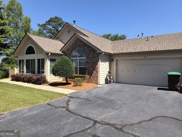 202 Silver Summit Drive, Conyers