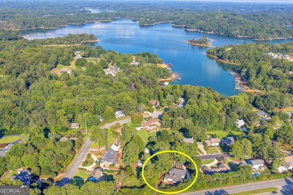 2859 Village Court, Gainesville