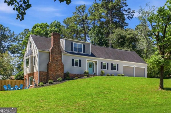 1893 Hamlin Drive Marietta