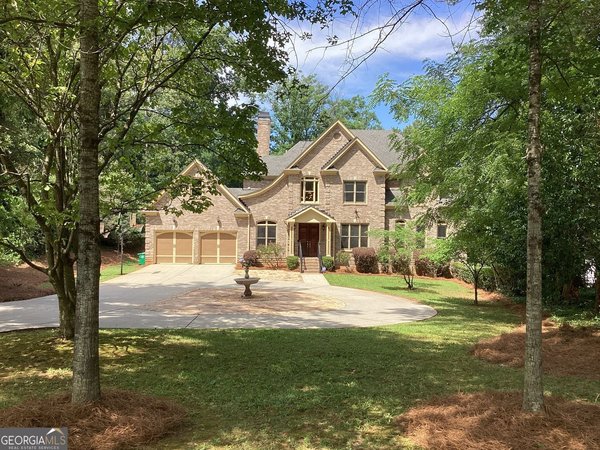 2715 Henderson Road, Tucker