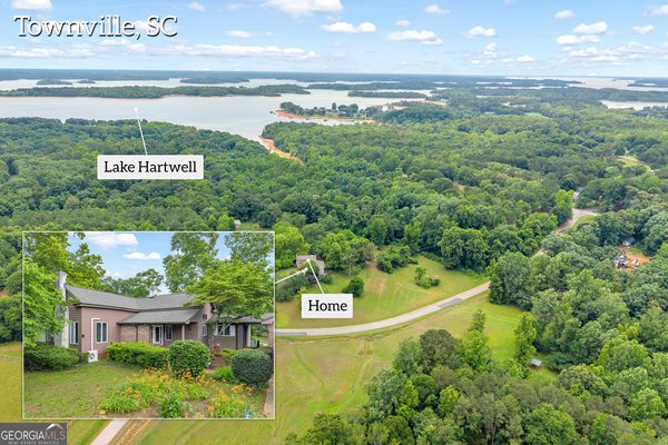 200 Chenault Road, Townville