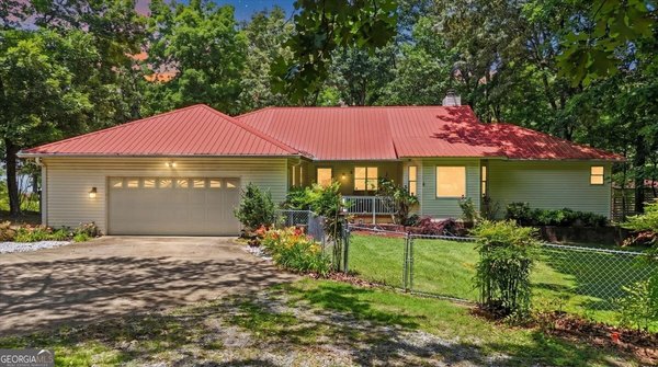 1005 County Road 544 Centre
