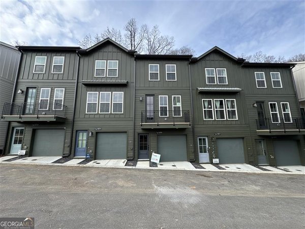 1415 Zenith Circle SE, Atlanta