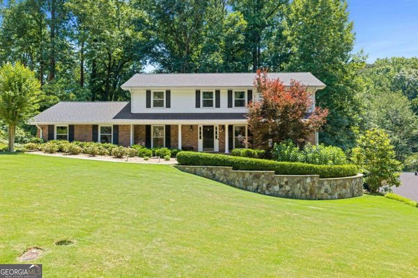 3881 Allsborough Drive, Tucker