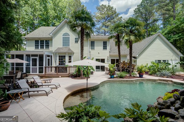 180 Shoreline Circle Newnan