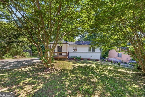 main picture of 931 Stonewall Drive, Atlanta