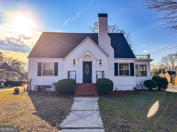 321 College Street Cedartown