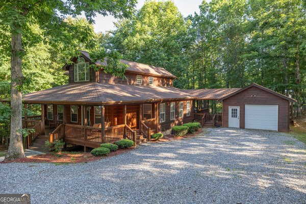 182 Oak Hills Drive, Morganton
