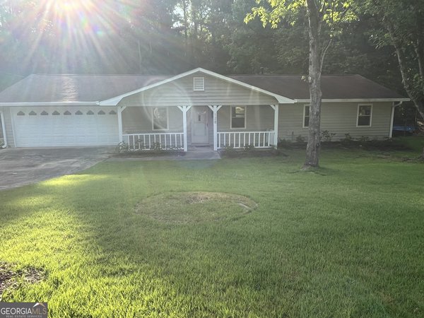 128 Belair Lane, Stockbridge