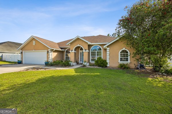 348 Deerwood Village Drive, Woodbine