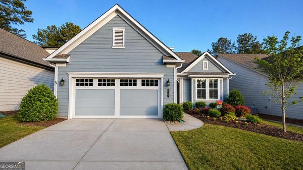380 Falcon Way, Hoschton