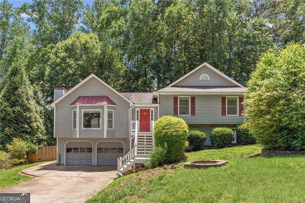 2256 Byron Court Marietta