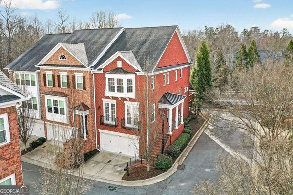 7205 Lowery Oak Drive, Roswell