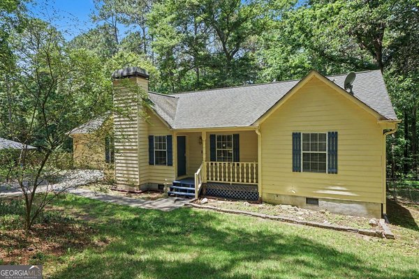 4827 Oakwood Court, Loganville