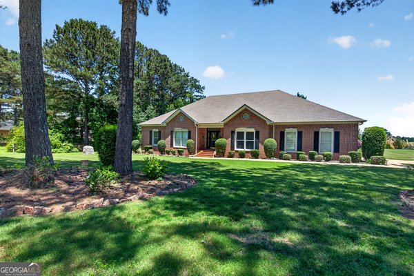 98 Prestwick Drive, Lagrange