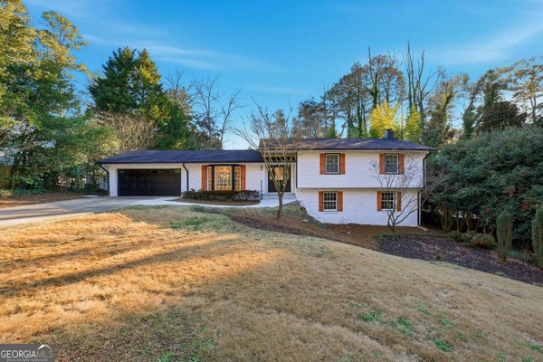 2437 Flair Knoll Drive, Atlanta