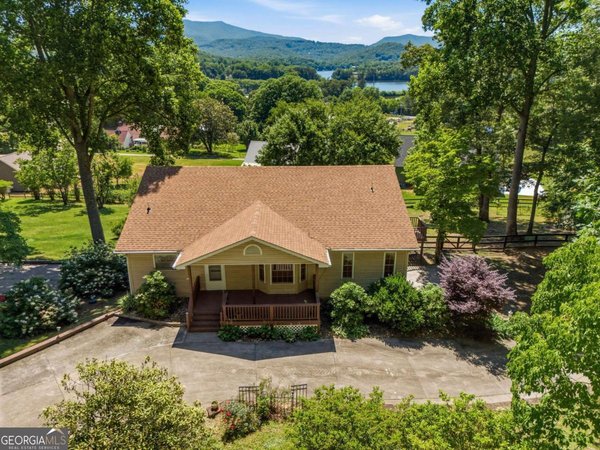 651 Mcridge Road, Hiawassee