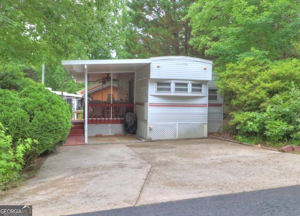 62 Hidden Valley Road, Cleveland