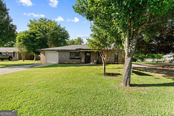 121 Barnesdale Drive Warner Robins