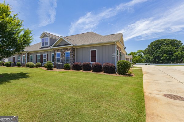 470 Nandina Court Warner Robins