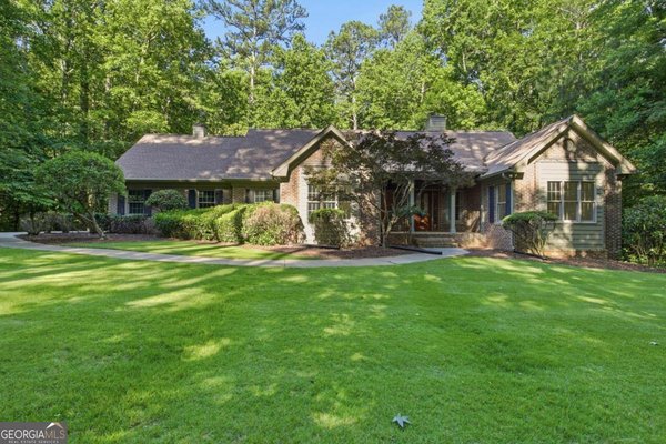 5055 Meadowbrook Circle, Suwanee