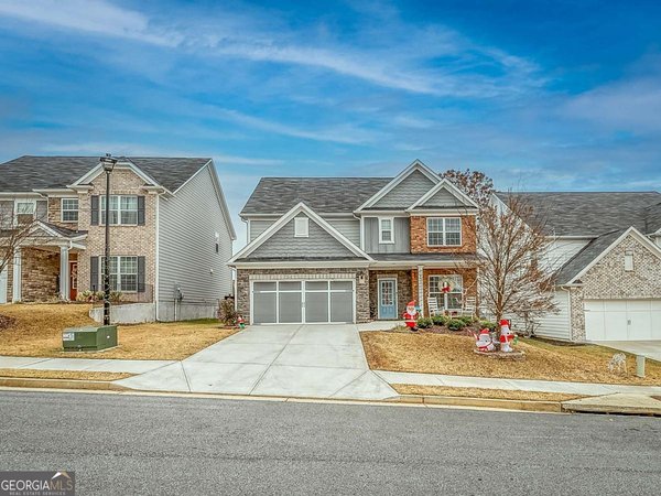 441 Timberleaf Road, Canton