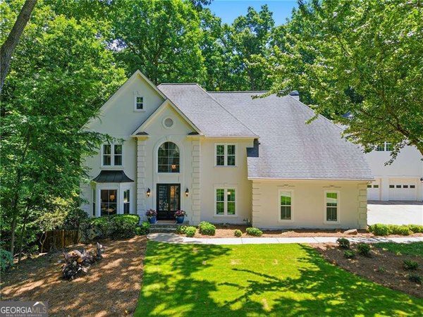 515 Kensington Farms Drive, Alpharetta