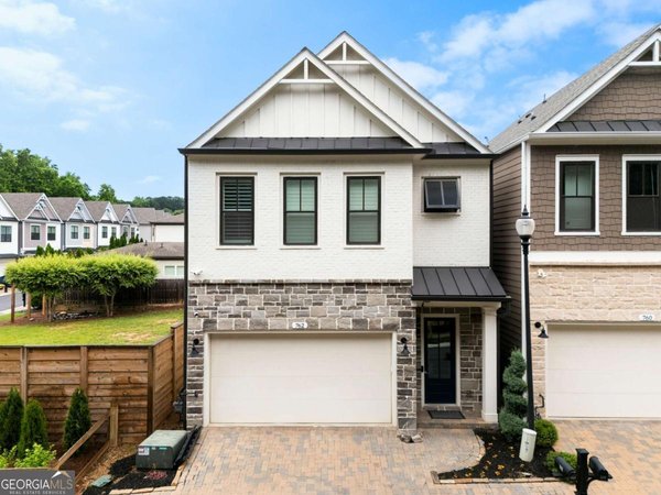 762 Stickley Oak Way, Woodstock