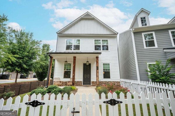 645 Everett Lane Woodstock