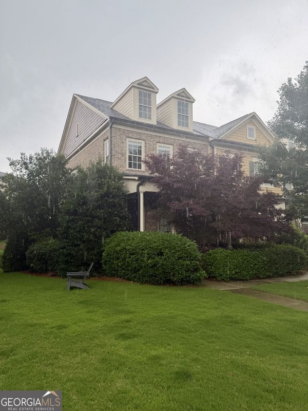 main picture of 3348 Turngate Court, Atlanta