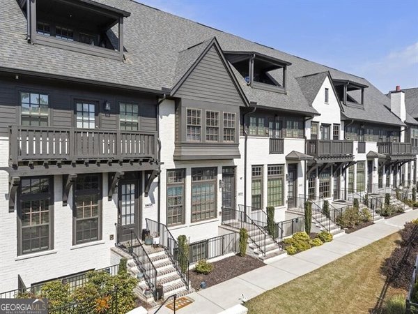main picture of 6654 Sterling Drive, Atlanta