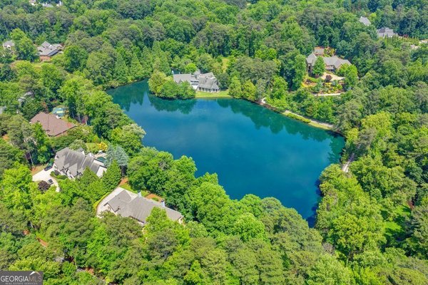 5505 Long Island Drive, Sandy Springs
