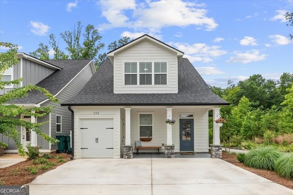 122 Town Walk Lane, Carrollton