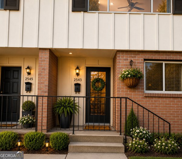 2543 Bradford Square, Atlanta