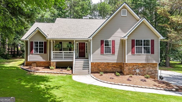 24 Walnut Lane, Cartersville