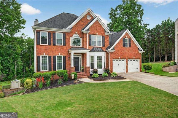 933 Hawk Creek Trail, Lawrenceville