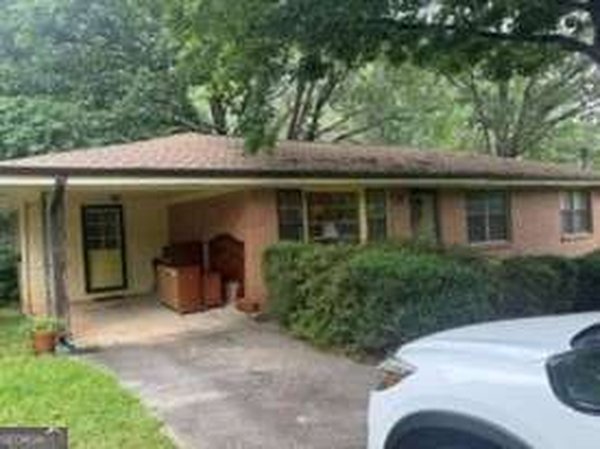 121 Dogwood Lane Lawrenceville
