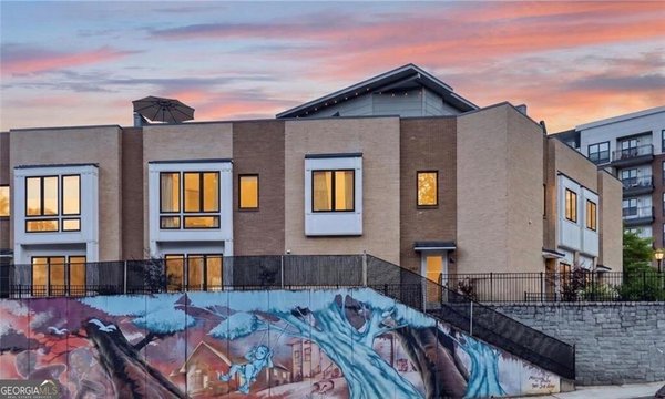 2182 Bristol Cove, Atlanta