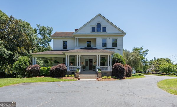 200 Main Street, Forsyth