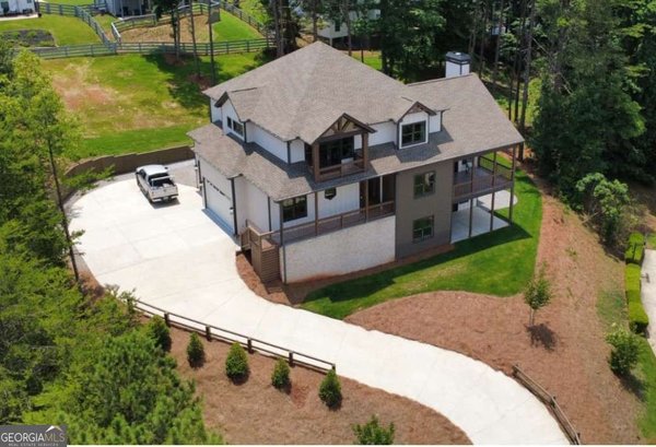 main picture of 5465 Chestatee Landing Way, Gainesville