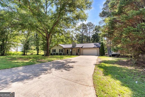 10 Fouche Drive, Cartersville